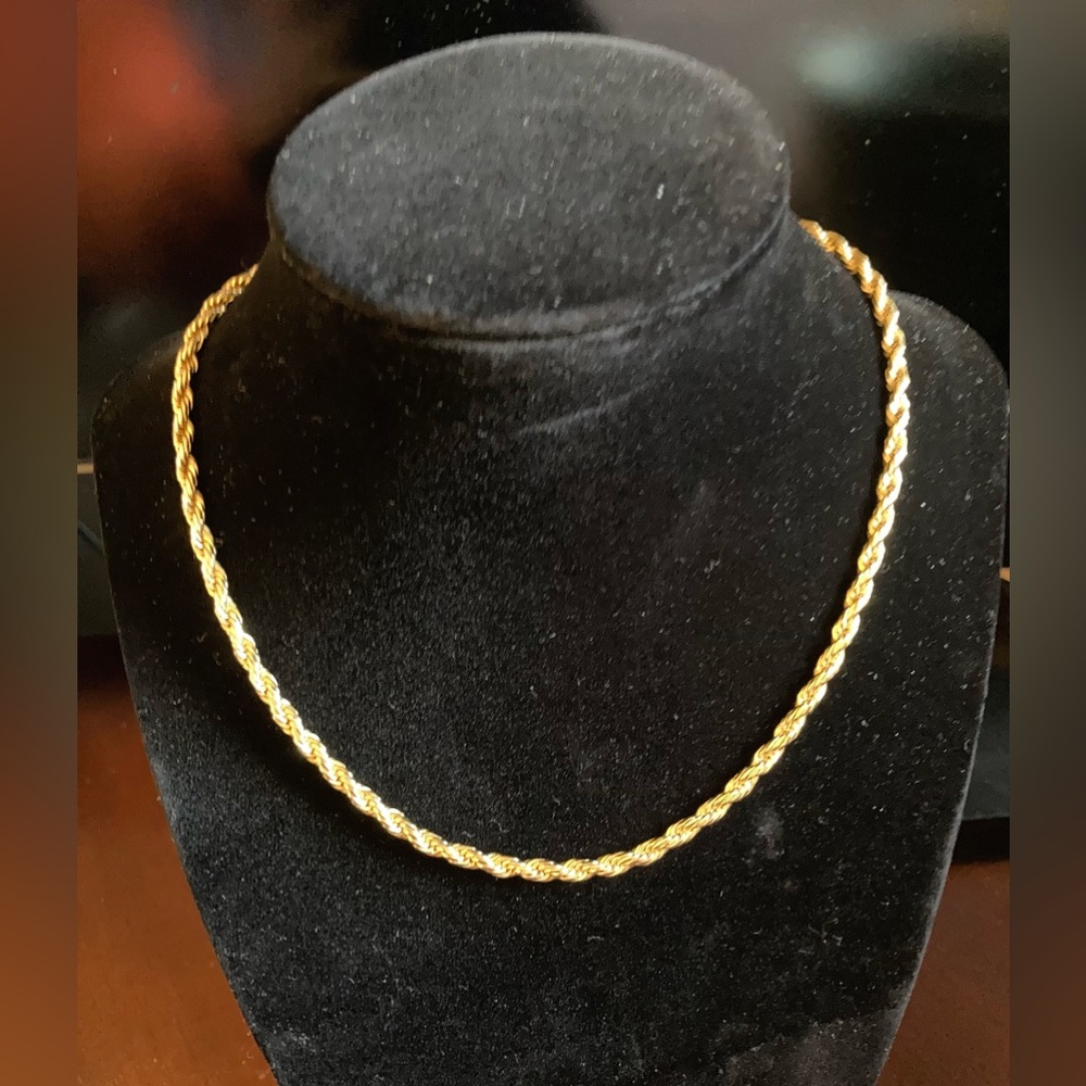 Gold Rope Chain - Picture 2 of 4